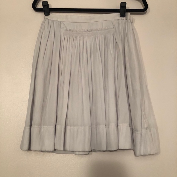 NWOT Banana Republic Gray Skirt - movement & flowy - Picture 1 of 4